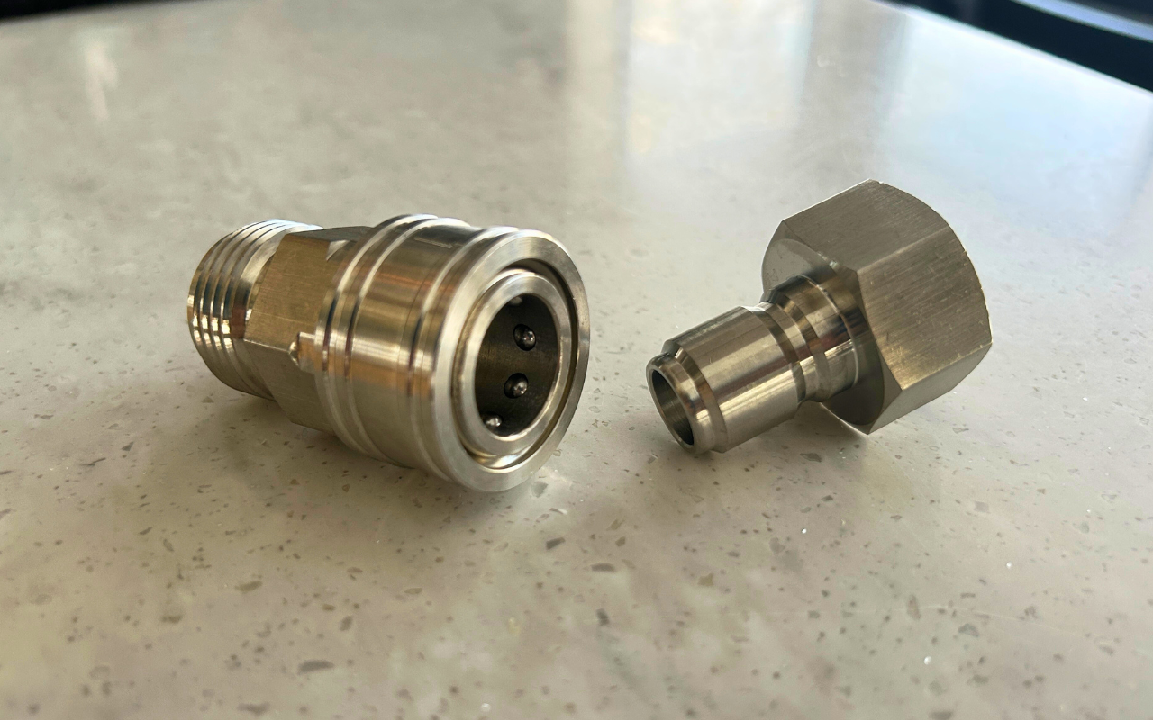 A picture of quick connect hose adatpers.